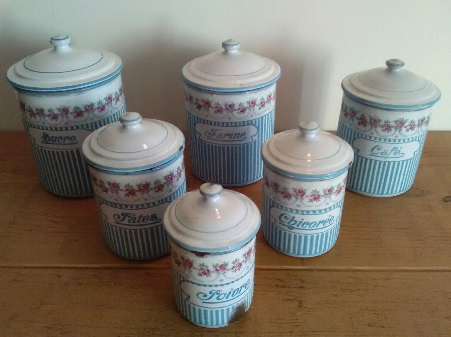 Boites et pots de cuisine : Un top 5 des sets les plus convoités ! 